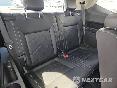 2025 Volkswagen Atlas 2.0T SE w/Technology - zdjęcie 14 z 27 - miniatura