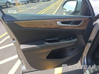 2025 Volkswagen Atlas 2.0T SE w/Technology - zdjęcie 9 z 26 - miniatura