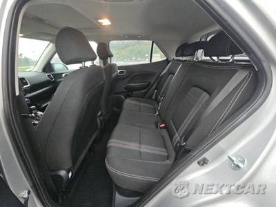 2025 Hyundai Venue SEL - zdjęcie 13 z 22 - miniatura