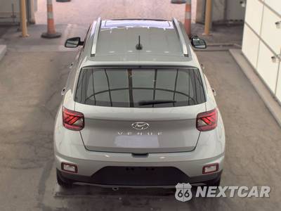 2025 Hyundai Venue SEL - zdjęcie 5 z 25 - miniatura