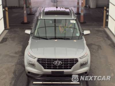 2025 Hyundai Venue SEL - zdjęcie 2 z 22 - miniatura