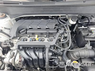 2025 Hyundai Venue SEL - zdjęcie 15 z 25 - miniatura