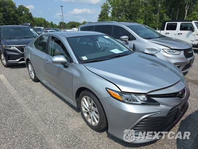 2023 Toyota Camry LE - zdjęcie 3 z 20 - miniatura