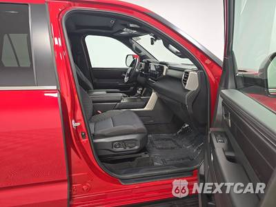 2025 Toyota Sequoia SR5 - zdjęcie 8 z 20 - miniatura