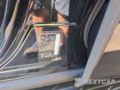 2025 Nissan Armada PRO-4X - zdjęcie 15 z 19 - miniatura