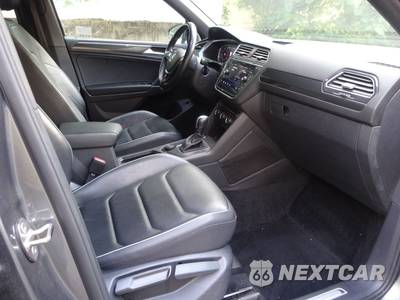 2020 Volkswagen Tiguan SEL Premium R-Line - zdjęcie 38 z 121 - miniatura
