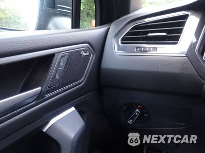 2020 Volkswagen Tiguan SEL Premium R-Line - zdjęcie 102 z 121 - miniatura
