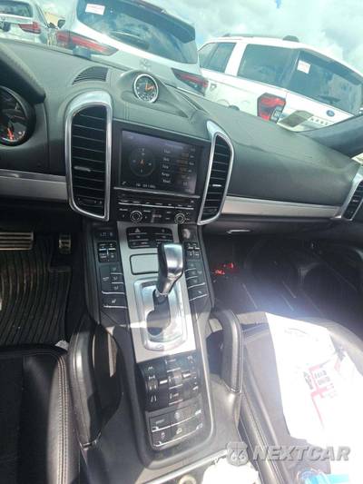 2013 Porsche Cayenne GTS - zdjęcie 7 z 10 - miniatura