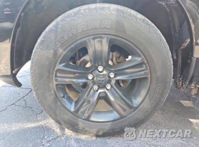 2016 Ram 1500 Sport Crew Cab Short Bed - zdjęcie 2 z 23 - miniatura