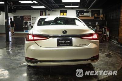 2022 Lexus ES 250 - zdjęcie 6 z 30 - miniatura