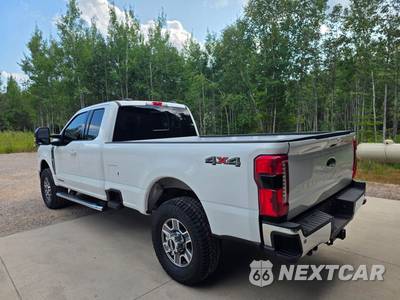2023 Ford Super Duty F-350 Lariat Extended Cab Long Bed w/Rear Doors - zdjęcie 5 z 34 - miniatura