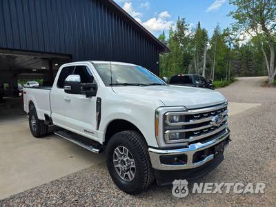 2023 Ford Super Duty F-350 Lariat Extended Cab Long Bed w/Rear Doors - zdjęcie 12 z 34 - miniatura