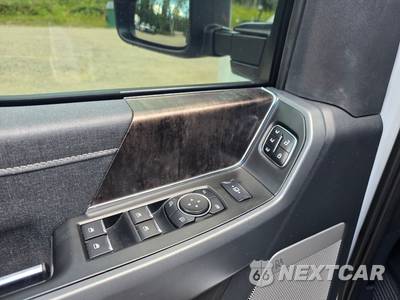 2023 Ford Super Duty F-350 Lariat Extended Cab Long Bed w/Rear Doors - zdjęcie 26 z 34 - miniatura
