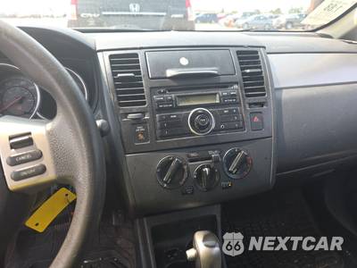 2010 Nissan Versa 1.8 S Sedan - zdjęcie 11 z 18 - miniatura