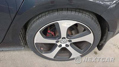 2015 Volkswagen Golf GTI S Hatchback - zdjęcie 29 z 32 - miniatura