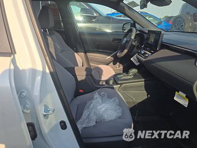 2026 Toyota Corolla Cross Hybrid SE - zdjęcie 14 z 25 - miniatura