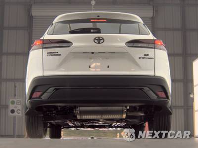 2026 Toyota Corolla Cross Hybrid SE - zdjęcie 7 z 25 - miniatura