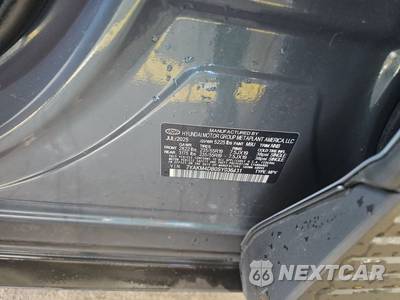 2025 Hyundai IONIQ 5 SE Standard Range - zdjęcie 15 z 23 - miniatura