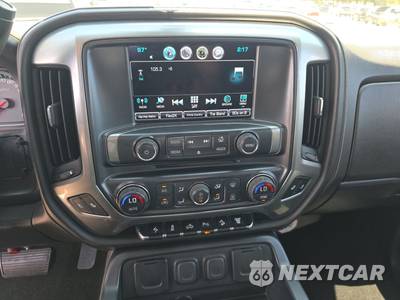 2016 Chevrolet Silverado 2500HD LTZ Crew Cab Medium Bed 1LZ - zdjęcie 11 z 20 - miniatura