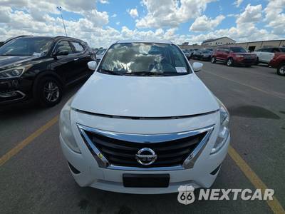2016 Nissan Versa SV - zdjęcie 2 z 31 - miniatura