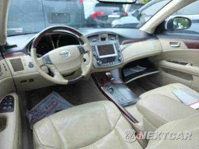 2012 Toyota Avalon Limited - zdjęcie 14 z 21 - miniatura