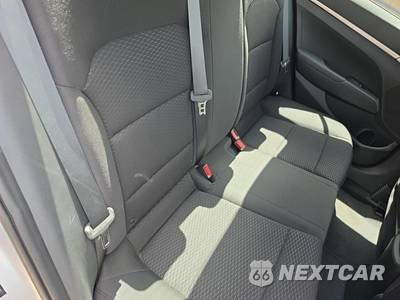 2019 Hyundai Elantra SE Sedan - zdjęcie 23 z 23 - miniatura