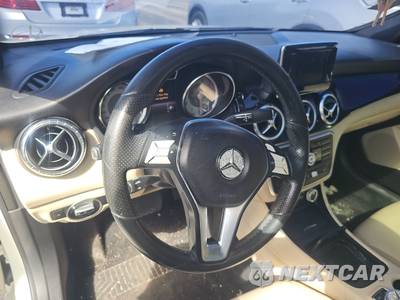 2014 Mercedes-Benz CLA 250 - zdjęcie 10 z 34 - miniatura