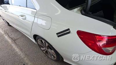 2014 Mercedes-Benz CLA 250 - zdjęcie 27 z 34 - miniatura