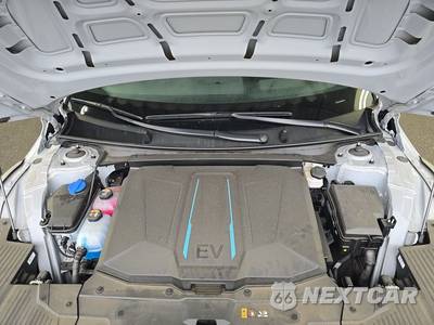 2024 Hyundai IONIQ 5 Limited - zdjęcie 15 z 26 - miniatura