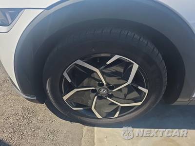 2024 Hyundai IONIQ 5 SE - zdjęcie 17 z 26 - miniatura