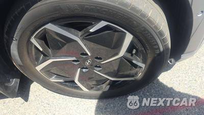 2024 Hyundai IONIQ 5 Limited - zdjęcie 22 z 37 - miniatura