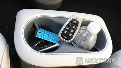 2024 Hyundai IONIQ 5 Limited - zdjęcie 22 z 32 - miniatura