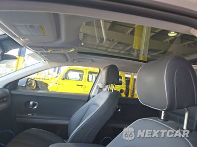 2024 Hyundai IONIQ 5 Limited - zdjęcie 22 z 28 - miniatura