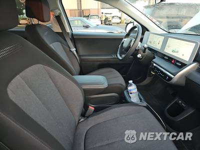 2024 Hyundai IONIQ 5 SE Standard Range - zdjęcie 8 z 25 - miniatura