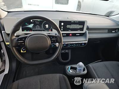 2024 Hyundai IONIQ 5 SE Standard Range - zdjęcie 11 z 25 - miniatura