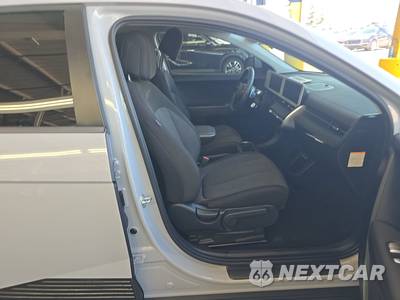 2024 Hyundai IONIQ 5 SE - zdjęcie 8 z 24 - miniatura