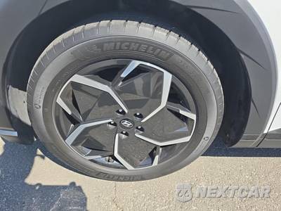 2024 Hyundai IONIQ 5 SE - zdjęcie 17 z 28 - miniatura