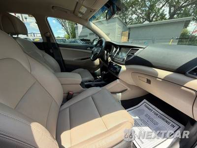2017 Hyundai Tucson SE Plus - zdjęcie 10 z 25 - miniatura