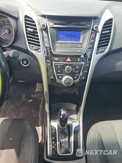 2016 Hyundai Elantra GT Hatchback - zdjęcie 13 z 16 - miniatura