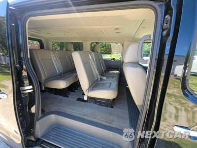 2012 Nissan NV3500 HD Passenger SL 146.1" WB - zdjęcie 18 z 18 - miniatura
