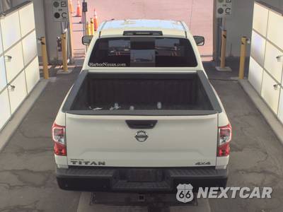 2020 Nissan TITAN S Crew Cab Short Bed - zdjęcie 5 z 25 - miniatura