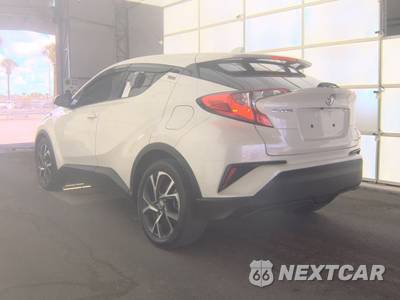 2020 Toyota C-HR XLE - zdjęcie 6 z 23 - miniatura