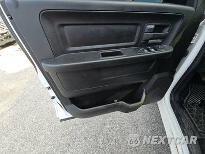 2019 Ram 1500 Classic Tradesman Extended Cab Medium Bed - zdjęcie 9 z 23 - miniatura