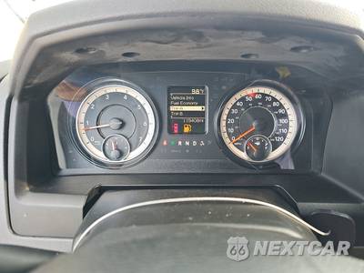 2019 Ram 1500 Classic Tradesman Extended Cab Medium Bed - zdjęcie 12 z 23 - miniatura