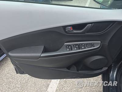 2021 Hyundai Kona SE - zdjęcie 9 z 26 - miniatura