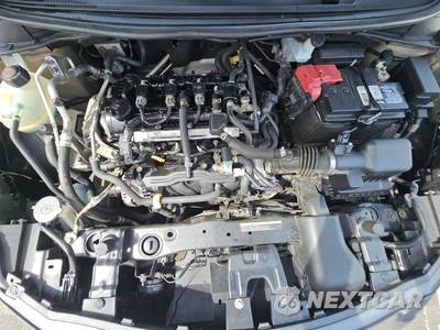 2020 Nissan Versa SR - zdjęcie 15 z 34 - miniatura