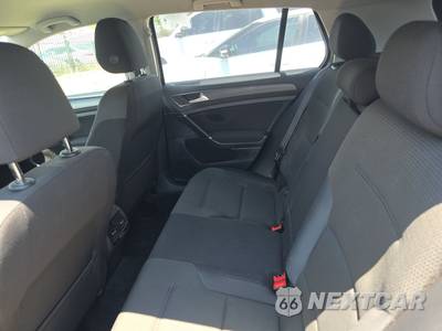 2018 Volkswagen e-Golf SE Hatchback - zdjęcie 13 z 18 - miniatura