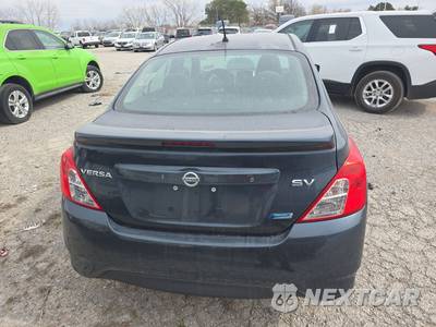 2015 Nissan Versa - zdjęcie 5 z 17 - miniatura