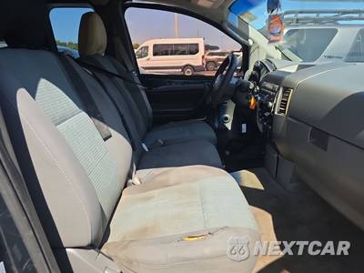 2005 Nissan TITAN SE Extended Cab Medium Bed - zdjęcie 7 z 18 - miniatura