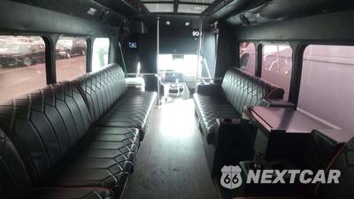2011 Ford Super Duty E-450 Cutaway DRW - zdjęcie 25 z 45 - miniatura
